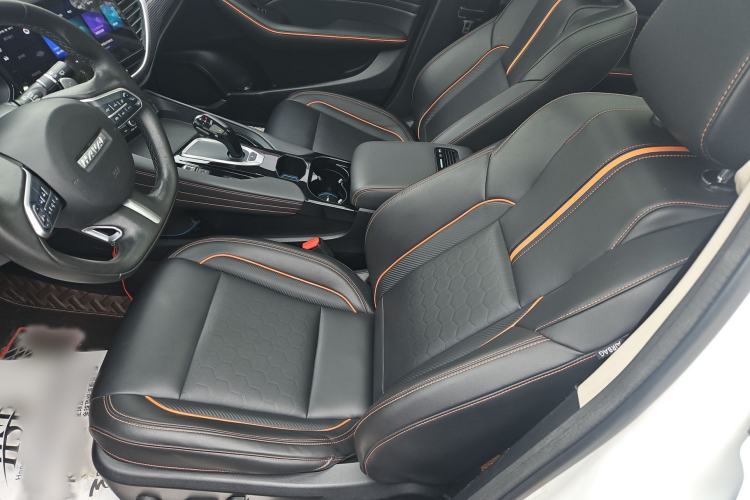 Used Haval F7 2021 2.0T All-Wheel Drive iJoy Interior 1