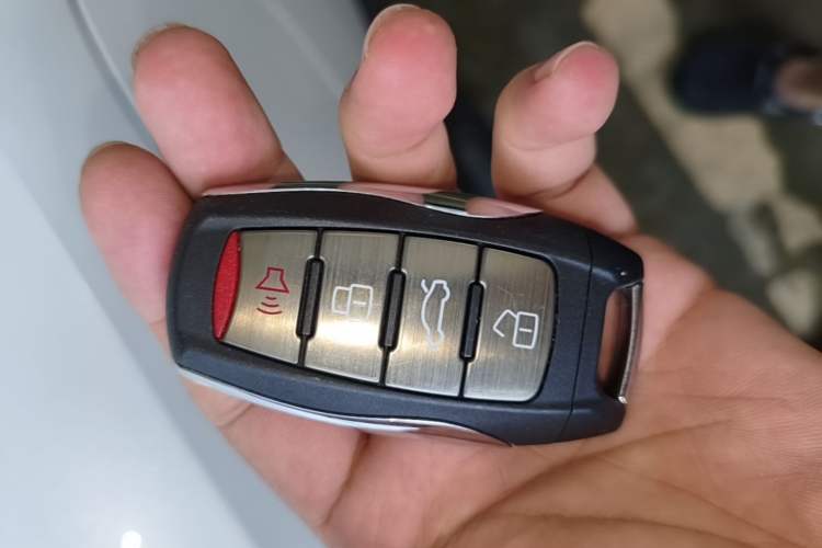 Used Haval F7 2021 1.5T Two-Wheel Drive i-Trend Interior 1