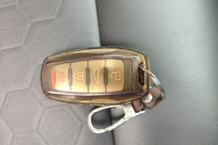 Used Haval F7 2021 2.0T Two-Wheel Drive i-Van Interior 1