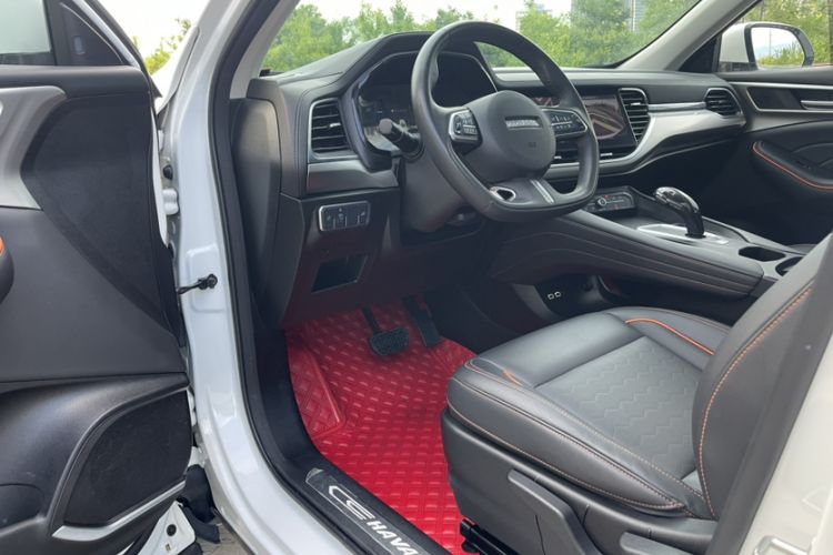 Used Haval F7 2021 1.5T Two-Wheel Drive iXuan Interior 2
