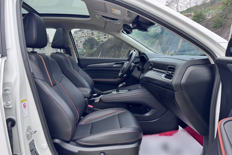 Used Haval F7 2021 1.5T Two-Wheel Drive i-Trend Interior 2