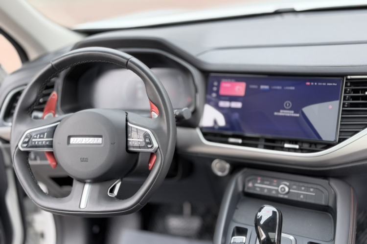 Used Haval F7 2021 1.5T Two-Wheel Drive iXuan Interior 2