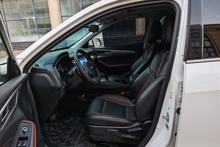 Used Haval F7 2021 1.5T Two-Wheel Drive iXuan Interior 2