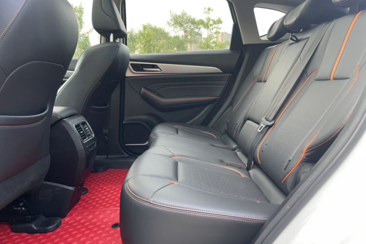 Used Haval F7 2021 1.5T Two-Wheel Drive iXuan Interior 3