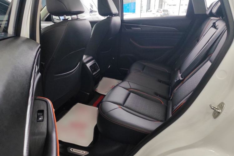 Used Haval F7 2021 2.0T Two-Wheel Drive i-Van Interior 3