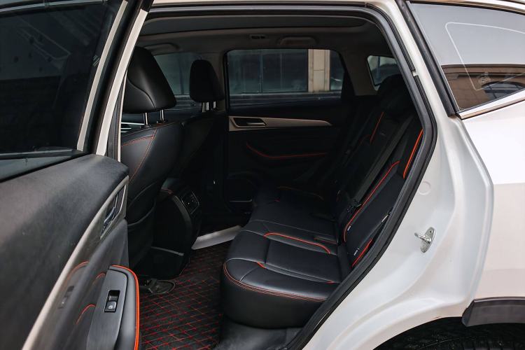 Used Haval F7 2021 1.5T Two-Wheel Drive iXuan Interior 3
