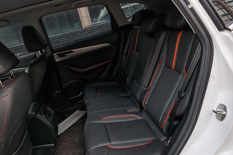 Used Haval F7 2021 1.5T Two-Wheel Drive iXuan Interior 4