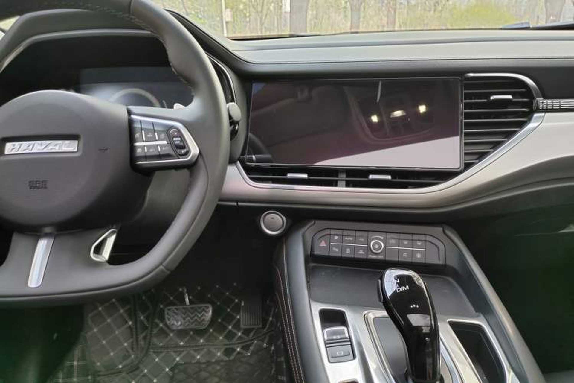 Used Haval F7 2021 2.0T Two-Wheel Drive i-Active Interior 8
