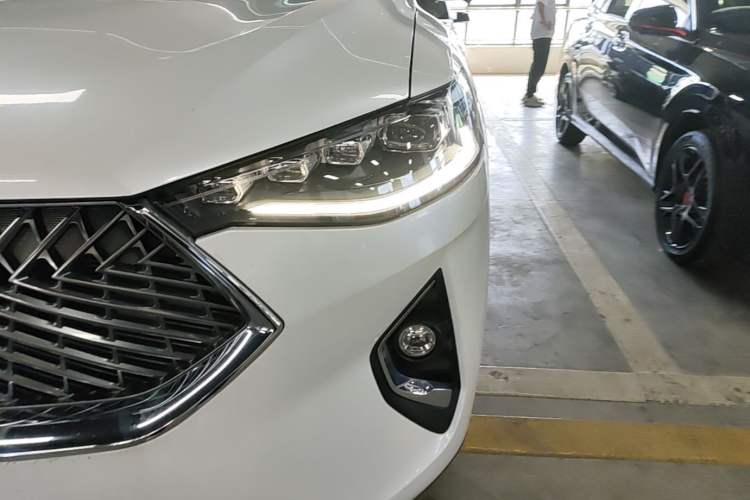 Used Haval F7 2021 1.5T Two-Wheel Drive iXuan Left Front Headlight