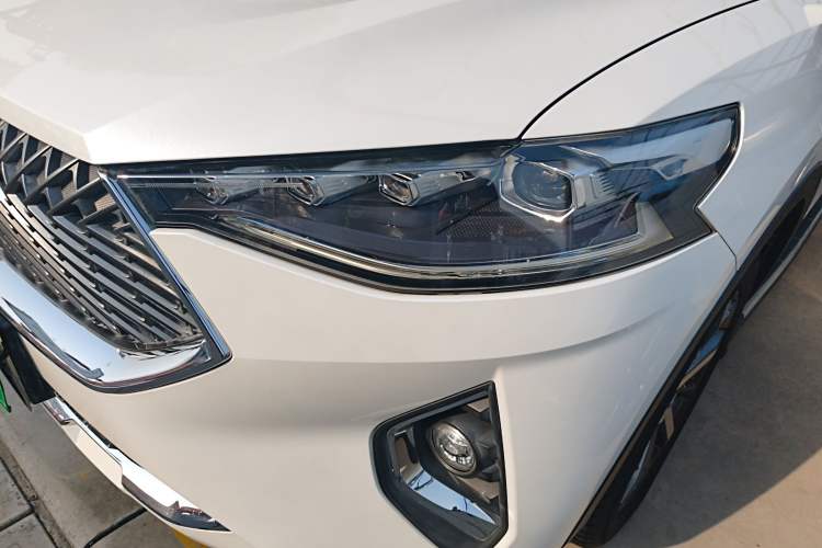 Used Haval F7 2021 1.5T Two-Wheel Drive iXuan Left Front Headlight