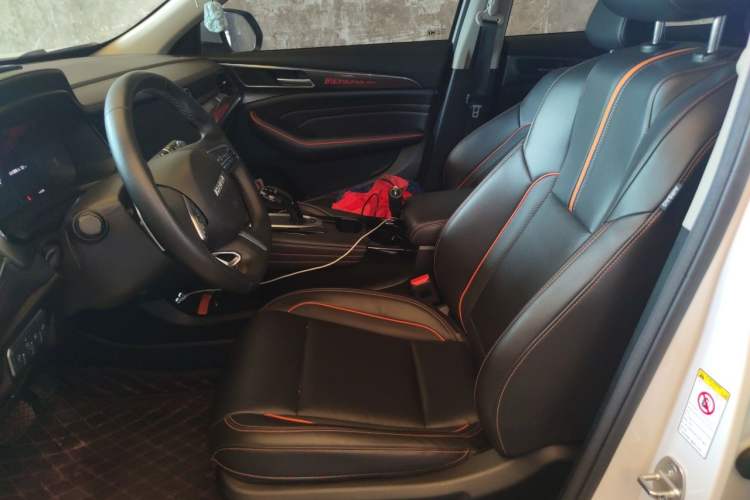 Used Haval F7 2021 2.0T Two-Wheel Drive i-Van Left Front Seat