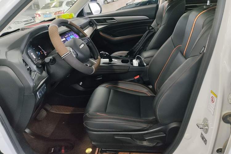 Used Haval F7 2021 1.5T Two-Wheel Drive iXuan Left Front Seat