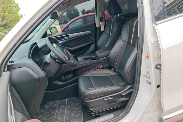 Used Haval F7 2021 1.5T Two-Wheel Drive iXuan Left Front Seat