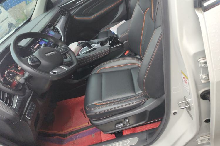 Used Haval F7 2021 2.0T Two-Wheel Drive i-Van Left Front Seat