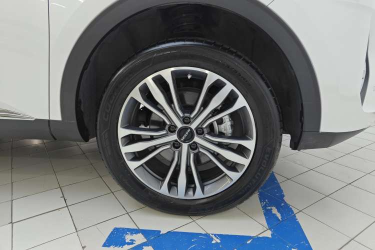 Used Haval F7 2021 2.0T Two-Wheel Drive i-Van Left Front Wheel Hub