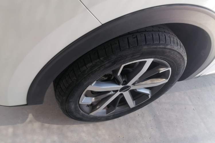 Used Haval F7 2021 1.5T Two-Wheel Drive i-Trend Left Front Wheel Hub