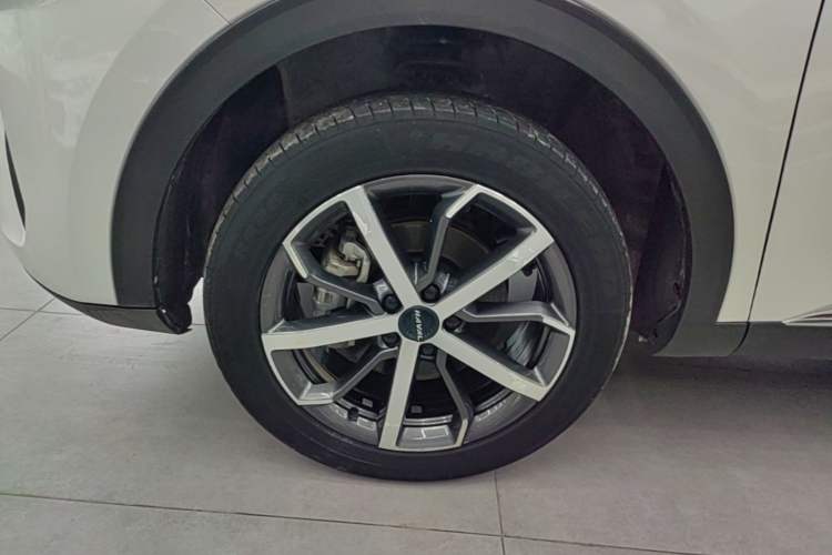 Used Haval F7 2021 1.5T Two-Wheel Drive i-Type Left Front Wheel Hub