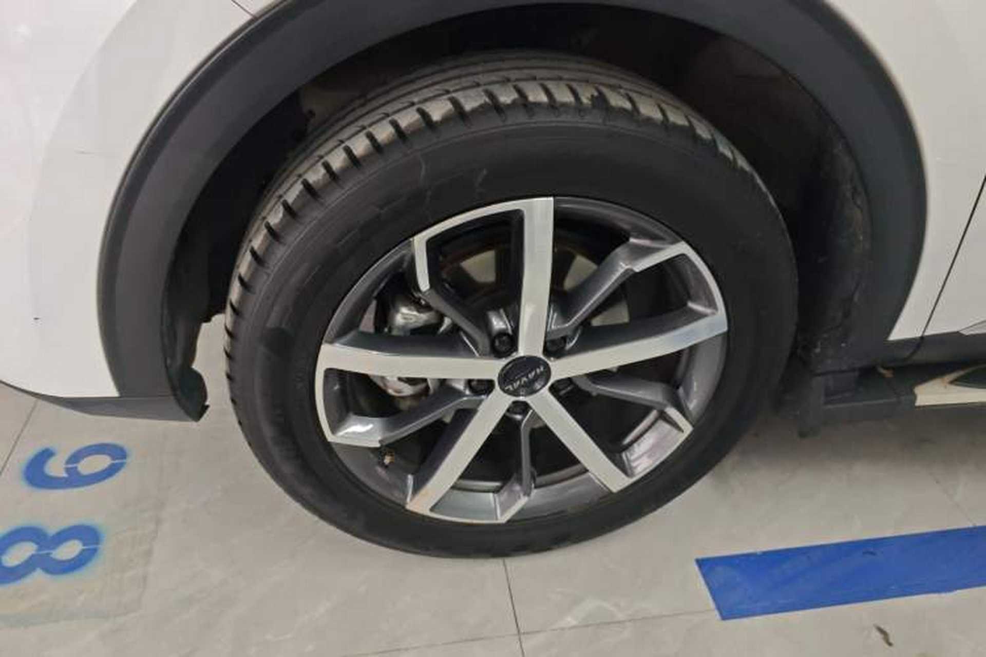 Used Haval F7 2021 1.5T Two-Wheel Drive i-Type Left Front Wheel Hub
