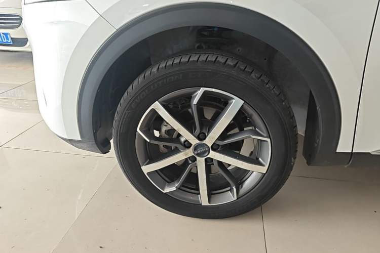 Used Haval F7 2021 1.5T Two-Wheel Drive i-Trend Left Front Wheel Hub