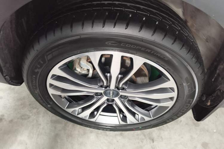 Used Haval F7 2021 2.0T Two-Wheel Drive i-Active Left Front Wheel Hub