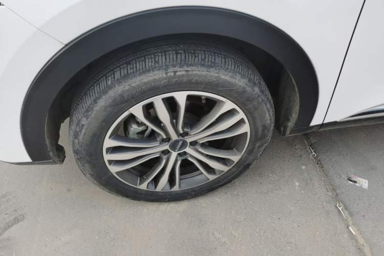 Used Haval F7 2021 2.0T Two-Wheel Drive i-Van Left Front Wheel Hub