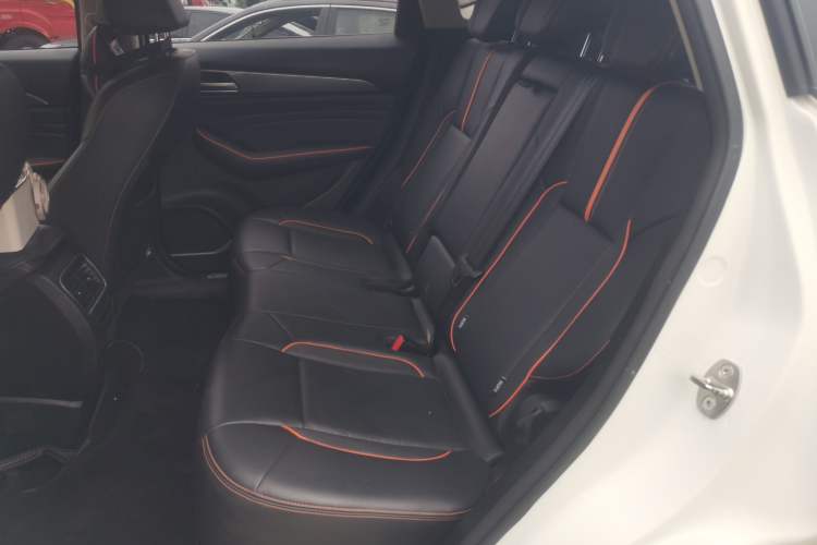 Used Haval F7 2021 2.0T Two-Wheel Drive i-Van Left Rear Seat