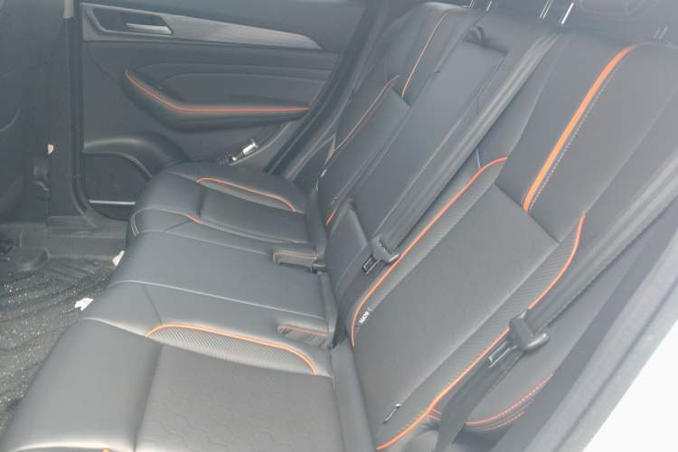 Used Haval F7 2021 1.5T Two-Wheel Drive i-Trend Left Rear Seat