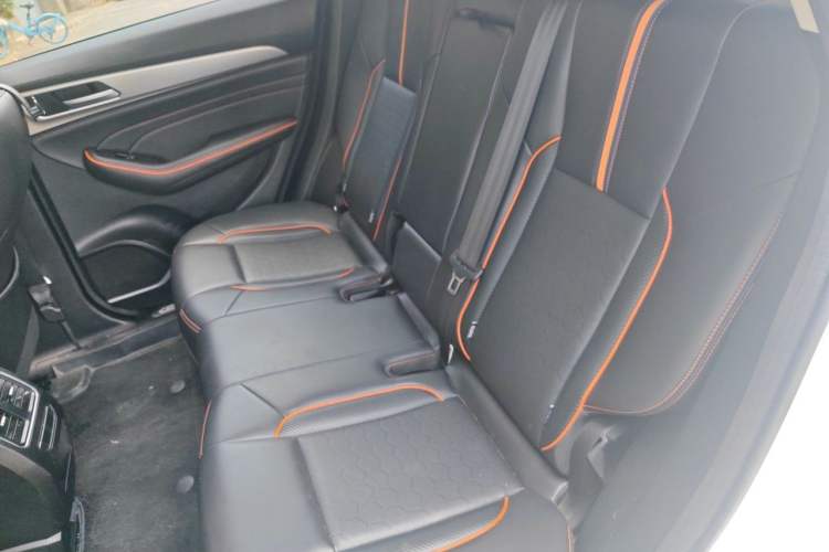 Used Haval F7 2021 1.5T Two-Wheel Drive iXuan Left Rear Seat
