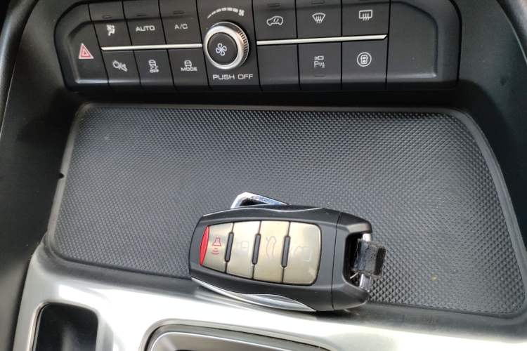 Used Haval F7 2021 2.0T Two-Wheel Drive i-Active Left Rear Seat
