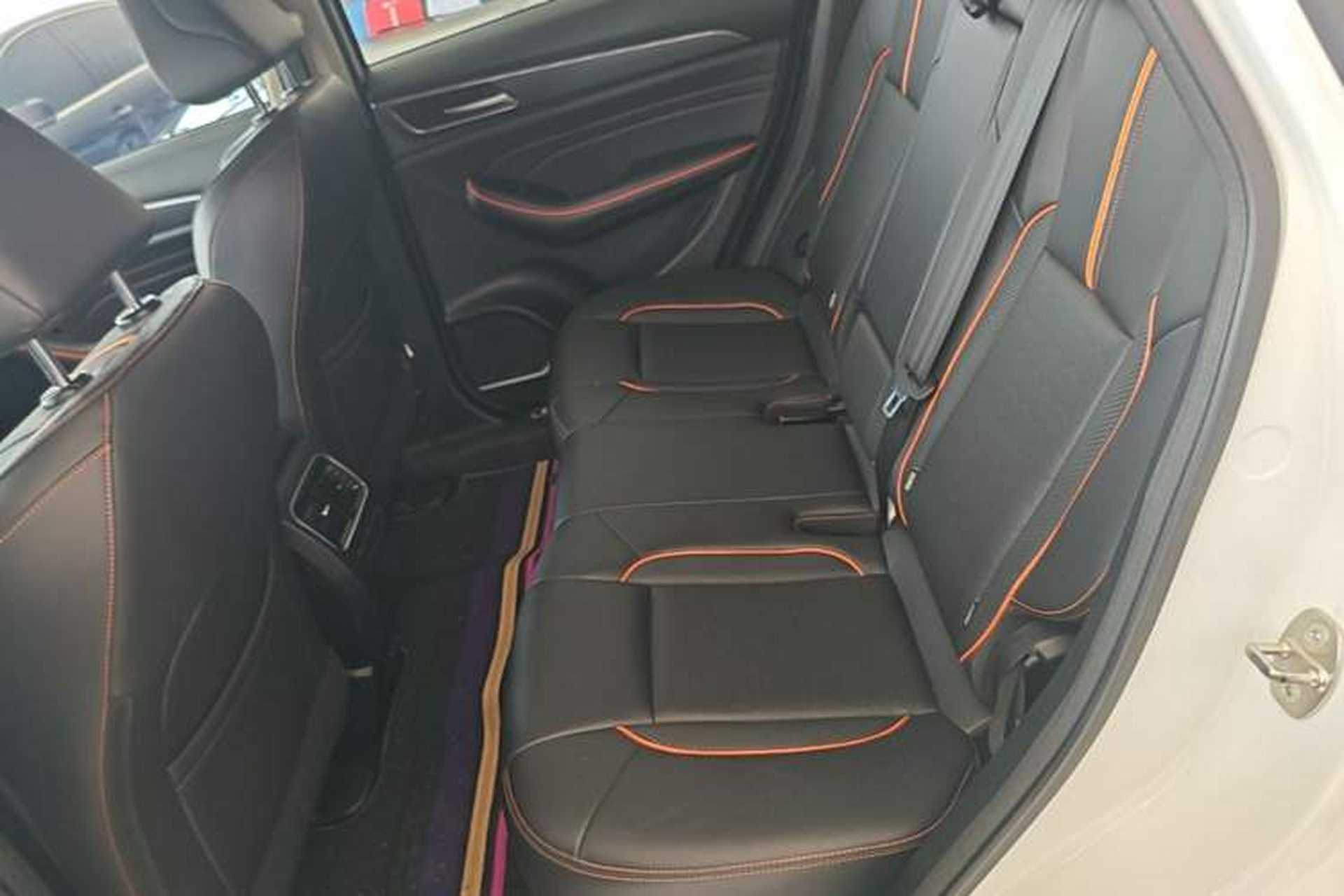 Used Haval F7 2021 2.0T Two-Wheel Drive i-Van Left Rear Seat