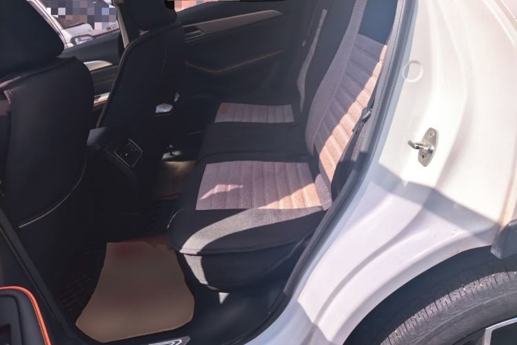 Used Haval F7 2021 1.5T Two-Wheel Drive iShow Left Rear Seat