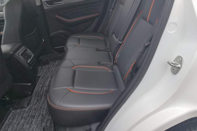 Used Haval F7 2021 1.5T Two-Wheel Drive iXuan Left Rear Seat