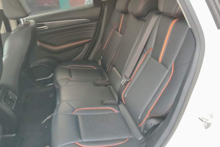 Used Haval F7 2021 1.5T Two-Wheel Drive i-Trend Left Rear Seat
