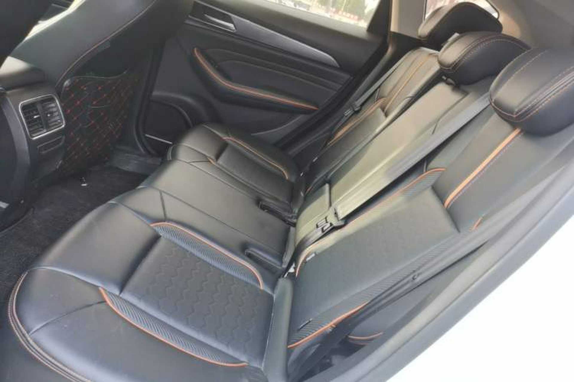 Used Haval F7 2021 2.0T Two-Wheel Drive i-Van Left Rear Seat
