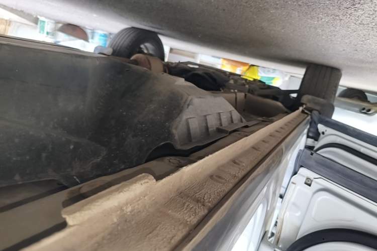 Used Haval F7 2021 2.0T Two-Wheel Drive i-Active Left Side Sill
