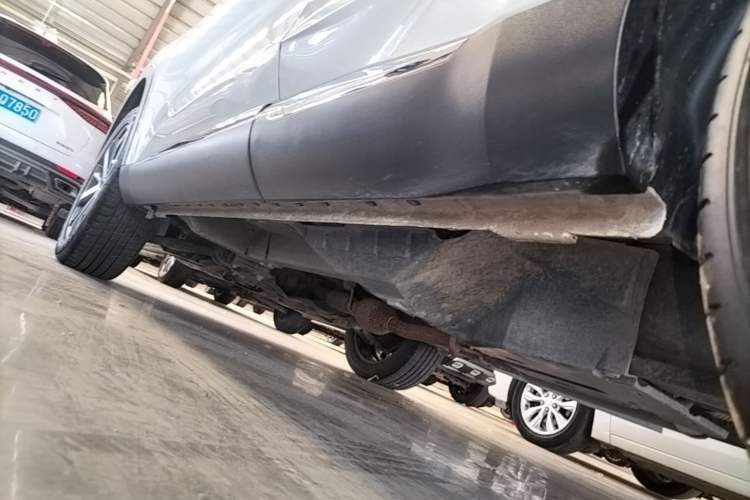 Used Haval F7 2021 1.5T Two-Wheel Drive i-Type Left Side Sill