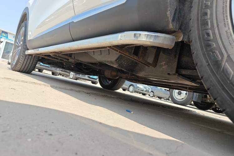 Used Haval F7 2021 2.0T All-Wheel Drive iJoy Left Side Sill