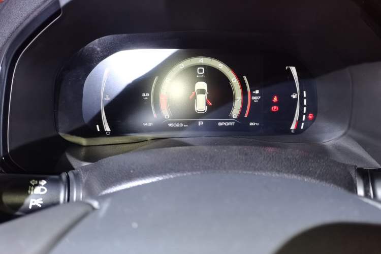 Used Haval F7 2021 1.5T Two-Wheel Drive iXuan Odometer Close Up