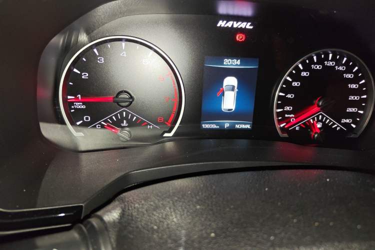 Used Haval F7 2021 1.5T Two-Wheel Drive iCool Odometer Close Up