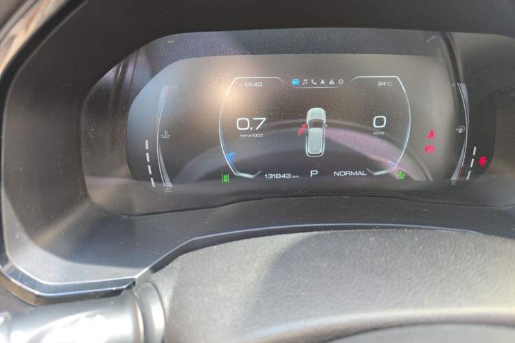 Used Haval F7 2021 1.5T Two-Wheel Drive i-Type Odometer Close Up