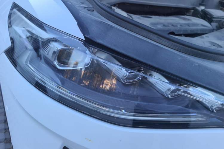 Used Haval F7 2021 2.0T All-Wheel Drive iJoy Right Front Headlight