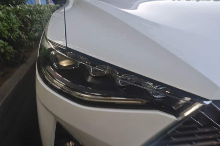 Used Haval F7 2021 1.5T Two-Wheel Drive i-Trend Right Front Headlight