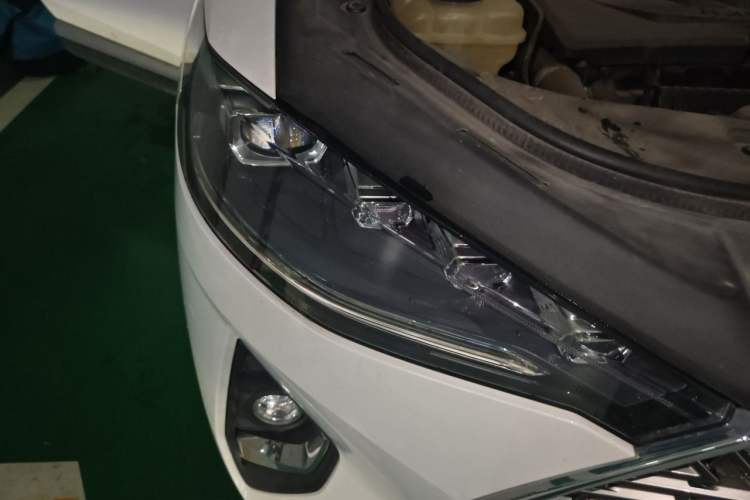 Used Haval F7 2021 1.5T Two-Wheel Drive i-Trend Right Front Headlight