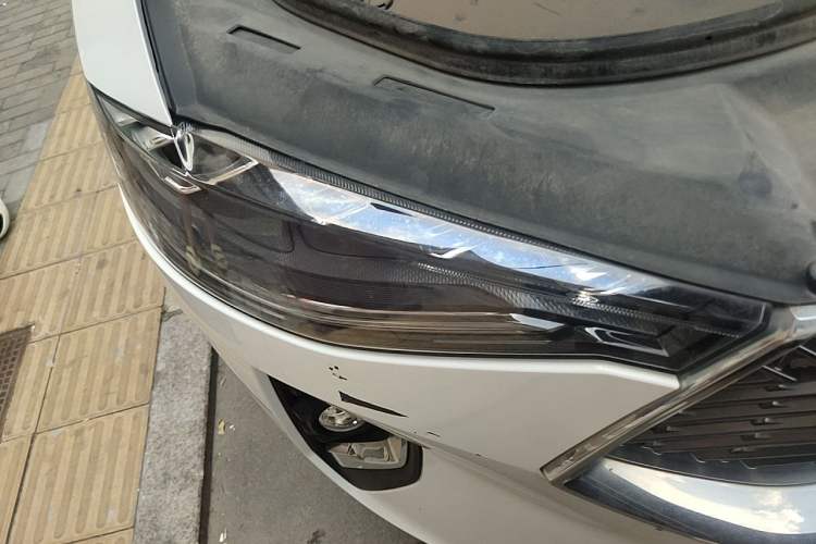 Used Haval F7 2021 1.5T Two-Wheel Drive i-Type Right Front Headlight