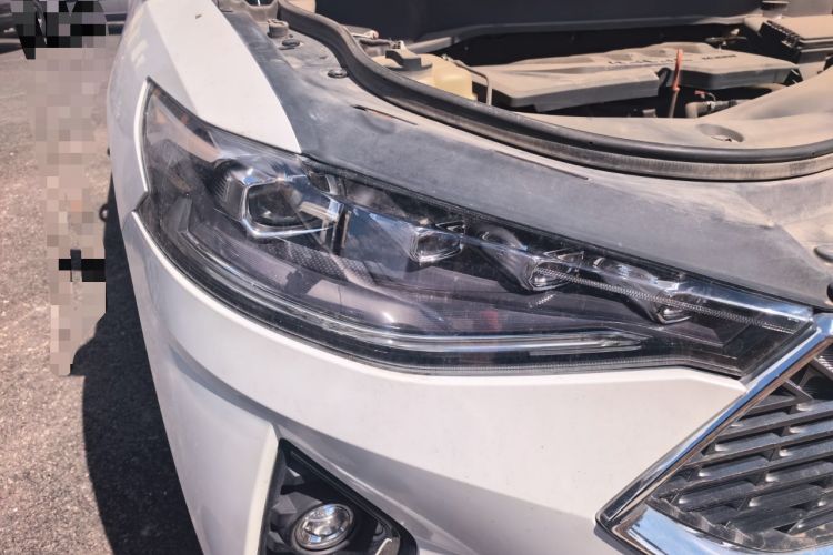 Used Haval F7 2021 1.5T Two-Wheel Drive iShow Right Front Headlight