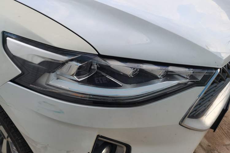 Used Haval F7 2021 1.5T Two-Wheel Drive i-Type Right Front Headlight
