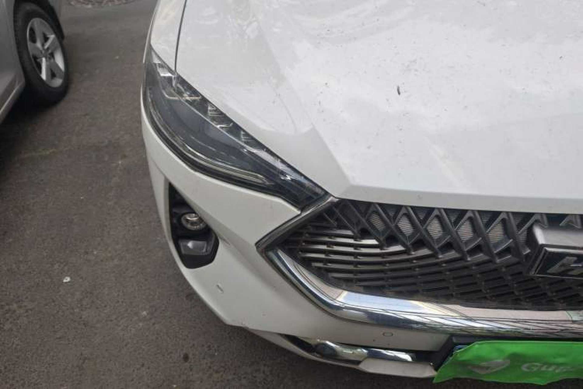 Used Haval F7 2021 2.0T Two-Wheel Drive i-Van Right Front Headlight