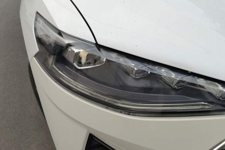 Used Haval F7 2021 1.5T Two-Wheel Drive i-Trend Right Front Headlight