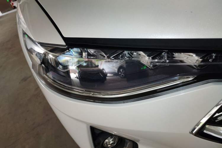 Used Haval F7 2021 1.5T Two-Wheel Drive i-Trend Right Front Headlight