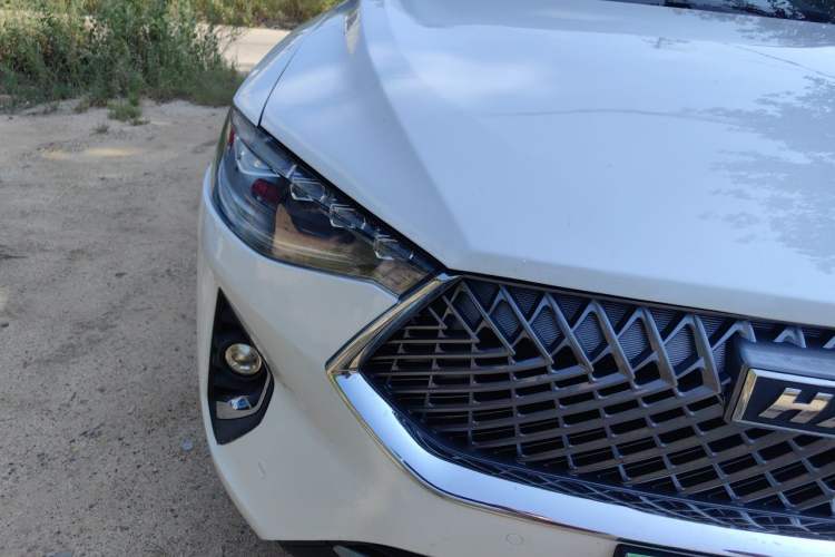 Used Haval F7 2021 2.0T All-Wheel Drive iJoy Right Front Headlight